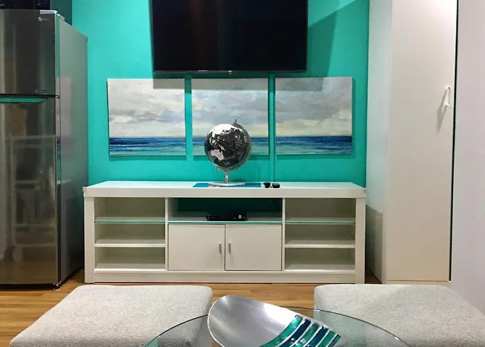 White Turquoise -1 Bedroom Apartment- *