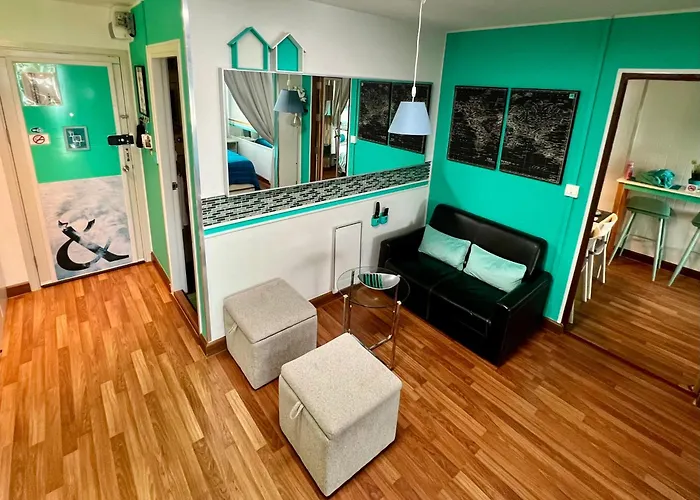 White Turquoise -1 Bedroom Apartment- *